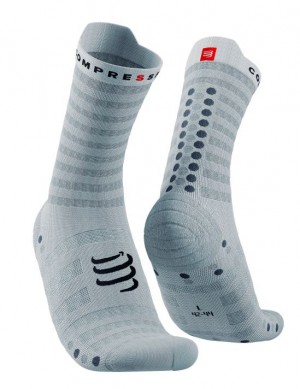 Calcetines Para Correr Compressport Pro Carreras Socks v4.0 Ultralight Run High Hombre Blancos | DPMFL3685