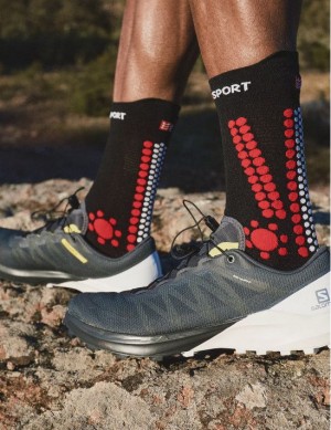 Calcetines Para Correr Compressport Pro Carreras Socks v4.0 Trail Hombre Negros Rojos | OULEB7460