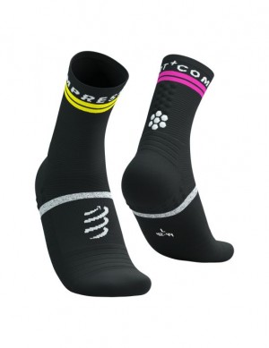 Calcetines Para Correr Compressport Pro Marathon Socks V2.0 Hombre Negros Amarillos Rosas | OZFUM4137