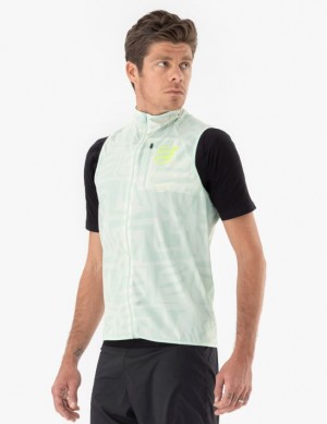 Chamarras Compressport Hurricane Windproof Vest M Hombre Multicolor | RXDAM5284